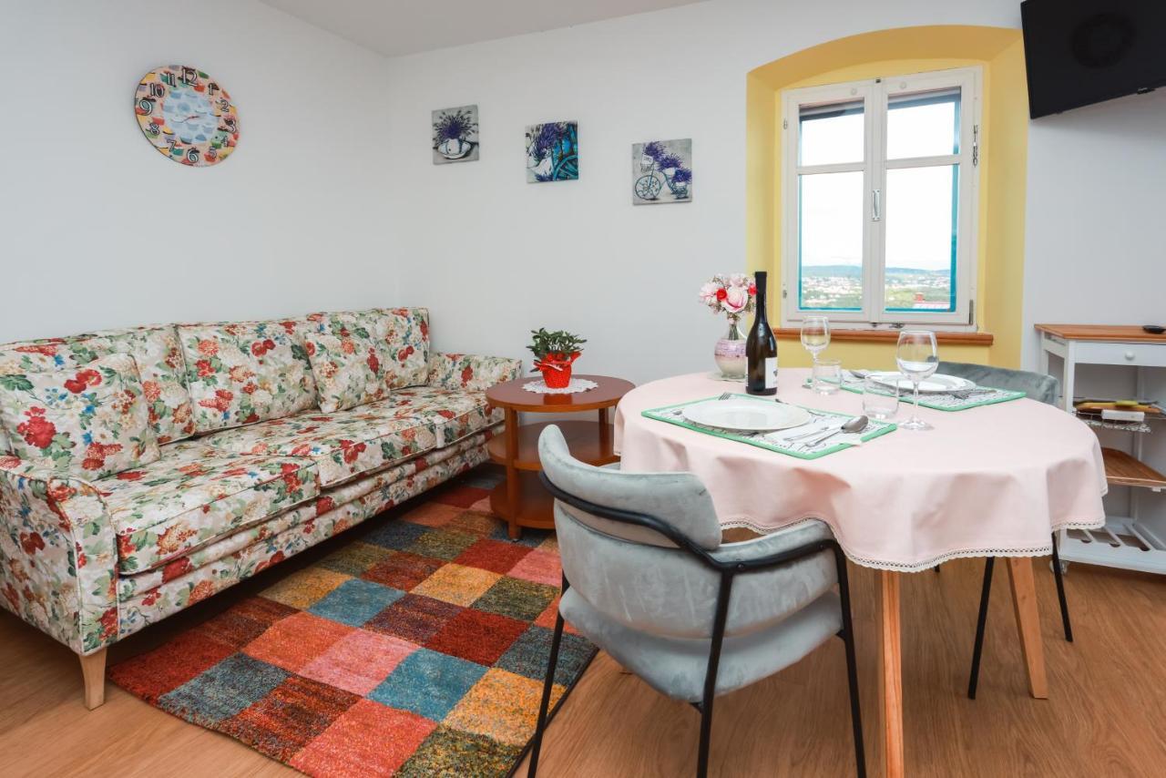 Apartmani Nad Voltun Кастав Экстерьер фото